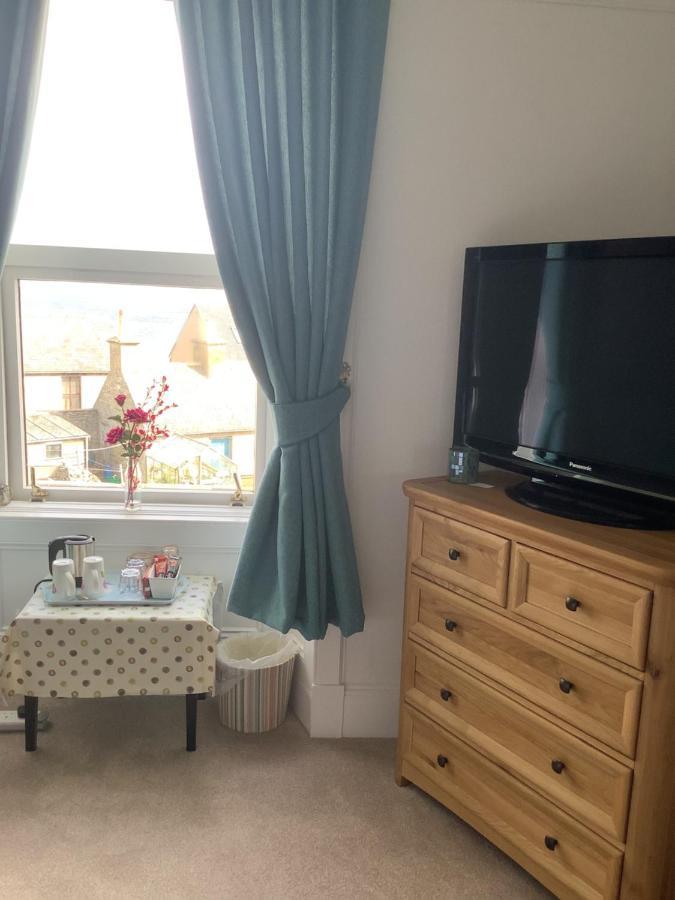 ת'ורסו Westlea Bed And Breakfast מראה חיצוני תמונה