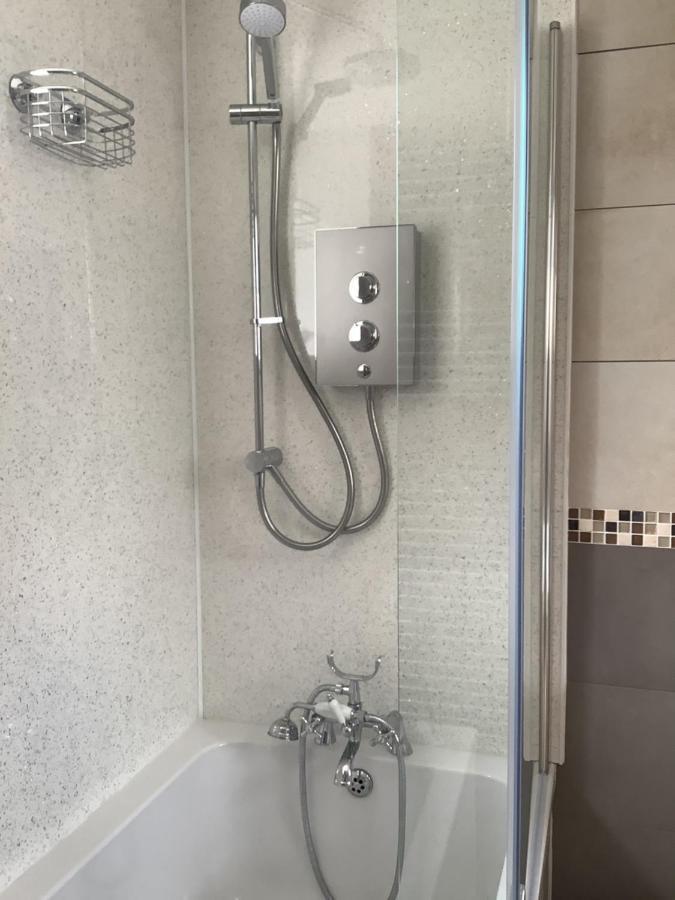 ת'ורסו Westlea Bed And Breakfast מראה חיצוני תמונה